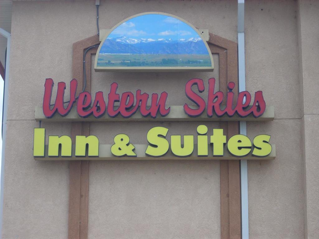 Western Skies Inn & Suites Los Lunas Exterior foto