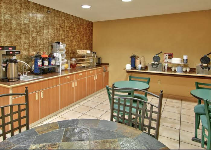 Western Skies Inn & Suites Los Lunas Exterior foto